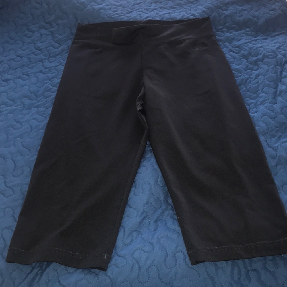 Adidas Gray Capri Yoga Pants Size M